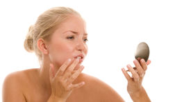 Opar? Bojujte s vitamínom C a zinkom