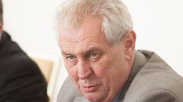 Miloš Zeman urazil vozíčkarov, on to odmieta