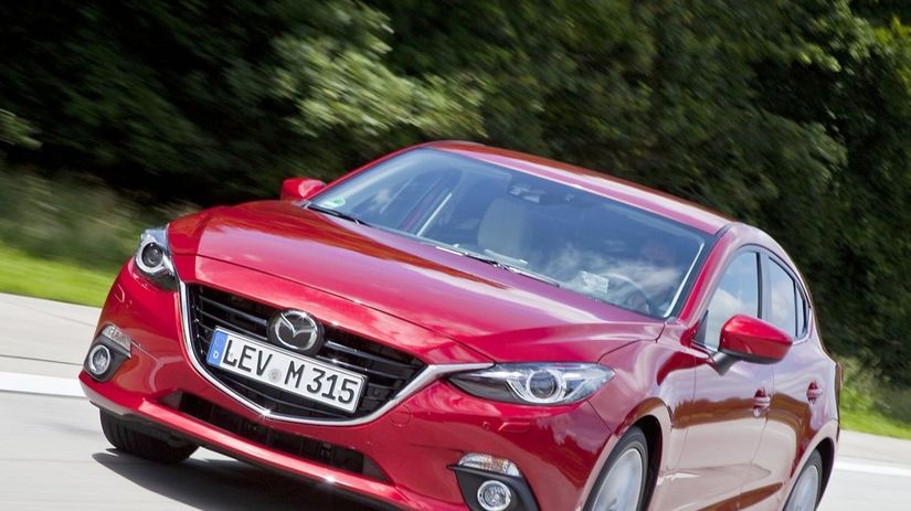 Mazda 3 1,5 SkyActiv-D zrýchľuje na stovku za...