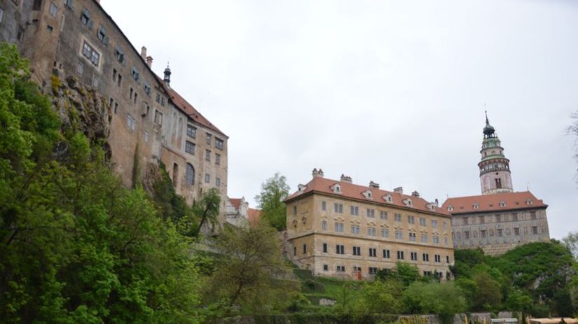 Z Českého Krumlova dýcha história.