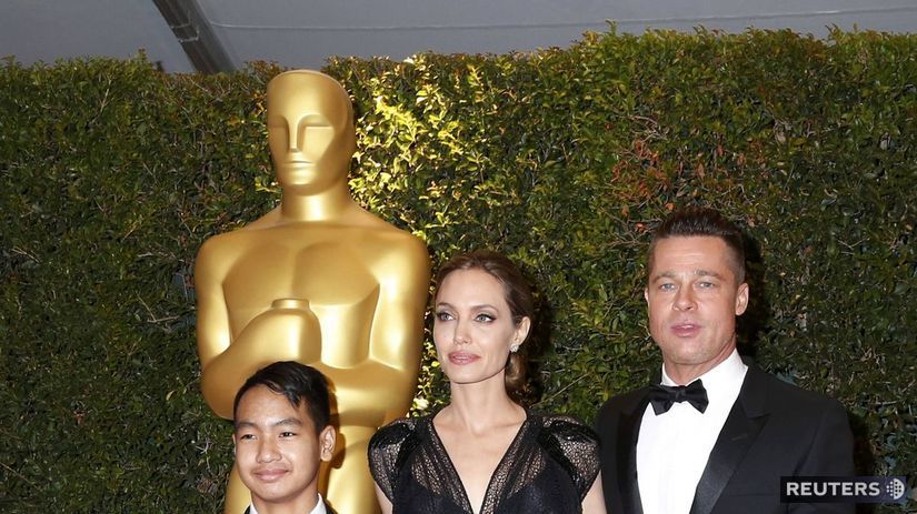 Herečka Angelina Jolie a jej partner Brad Pitt.