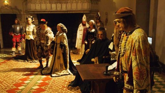 Voskové figuríny v Salle de la Chapelle...