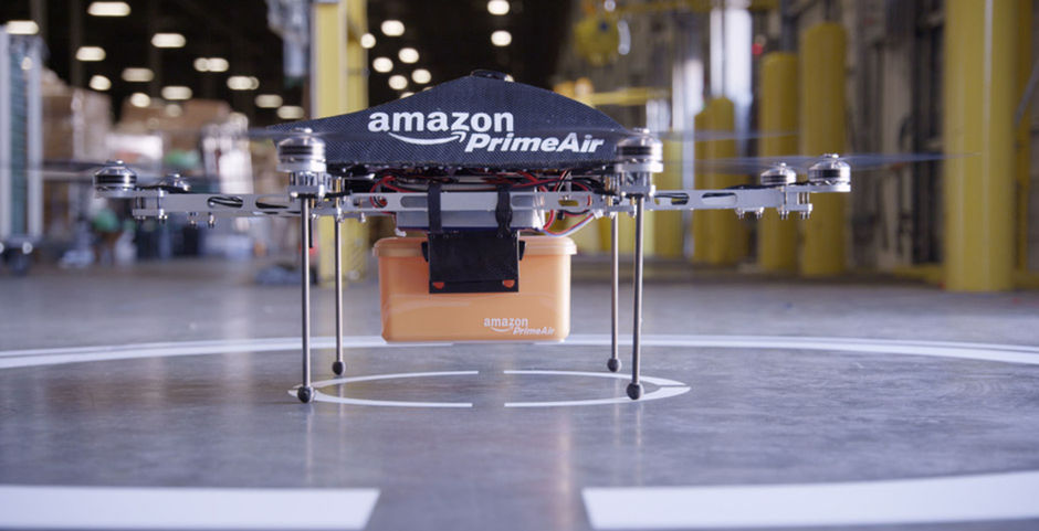 Amazon vyskúšal doručovanie zásielok pomocou...
