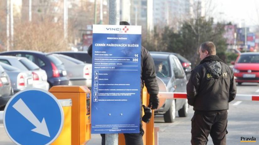 Za parkovanie zaplatia aj pacienti nemocnice v...