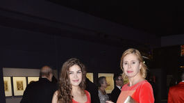 Španielska dizajnérka Agatha Ruiz de la Prada a jej dcéra Cosima Ramirez.