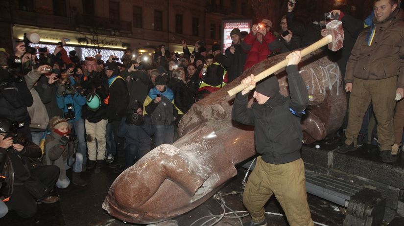 Kyjev, protest, Lenin
