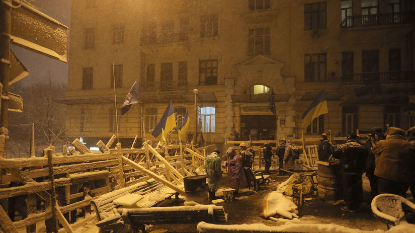 Likvidácia barikád z centra Kyjeva.