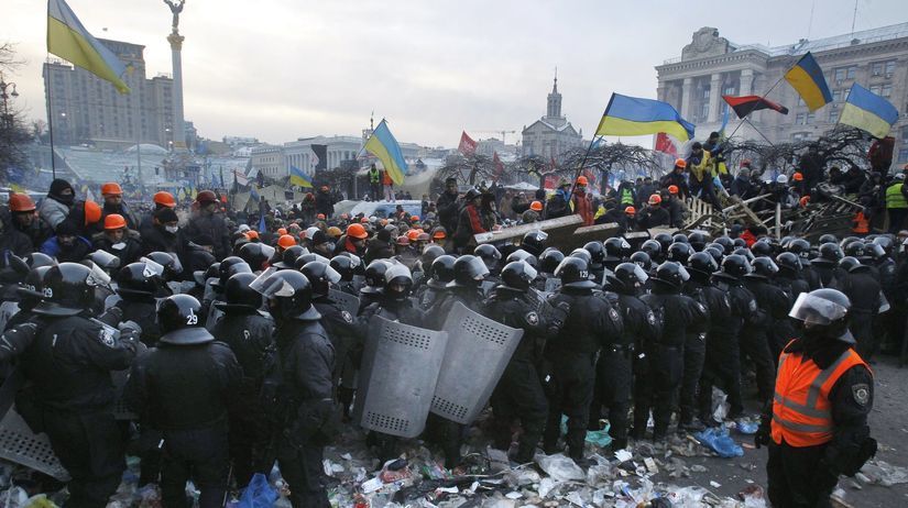 Ukrajina, ťažkoodenci, Kyjev