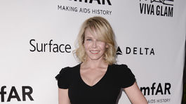 Anistonovej kamoška: Brad Pitt si vzal blázna, preto musel fajčiť trávu!