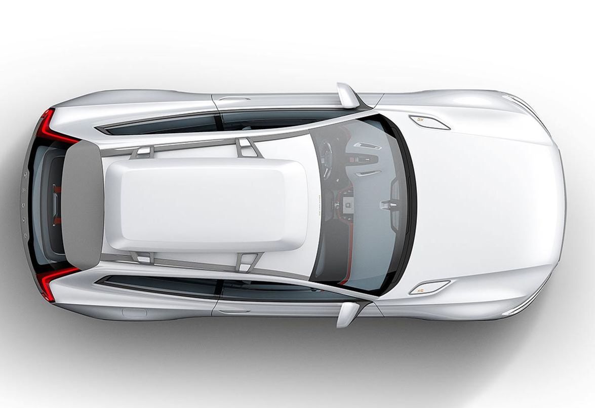 XC Coupé Concept bude mať len jeden pár dverí,...