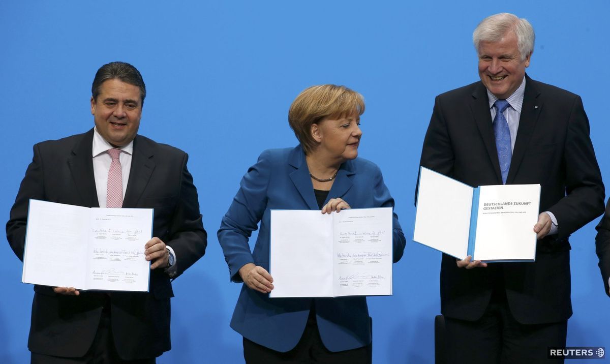 Kancelárka Angela Merkelová (CDU) šéf CSU Horst...