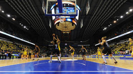 Zákon o športe ohrozuje najvyššie súťaže, kluby zaťaží odvodmi za hráčov