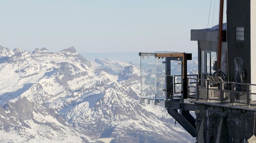 Pohľad na vysunutú "kukaňu".