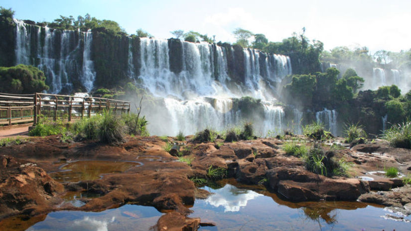 Puerto Iguazú je preslávené najmä fantastickými...