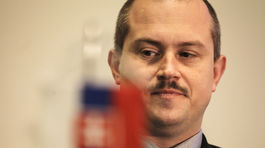 Lunterovci chcú Kotlebovi zosobniť 150-tisícovú pokutu za nezákonné verejné obstarávania