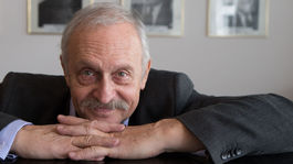 František Kovár je divadelný, filmový a...