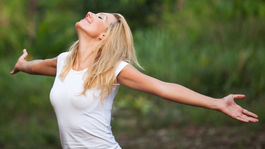 Čo nám zaručí v živote pocit šťastia? Peniaze to nie sú!