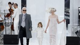 Chanel - Haute Couture - jar-leto 2014 - Paríž