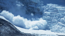 V Jasnej spadli lavíny, zasiahli piatich ľudí