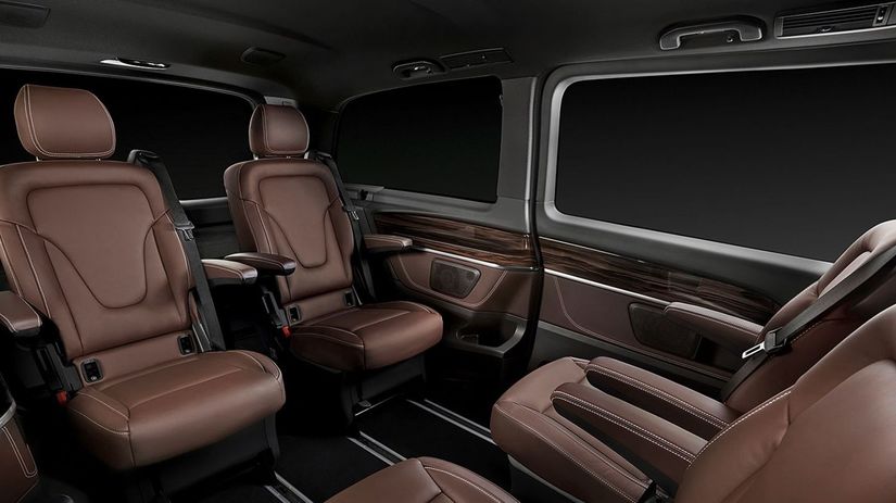 Interiér je určený ôsmim cestujúcim....