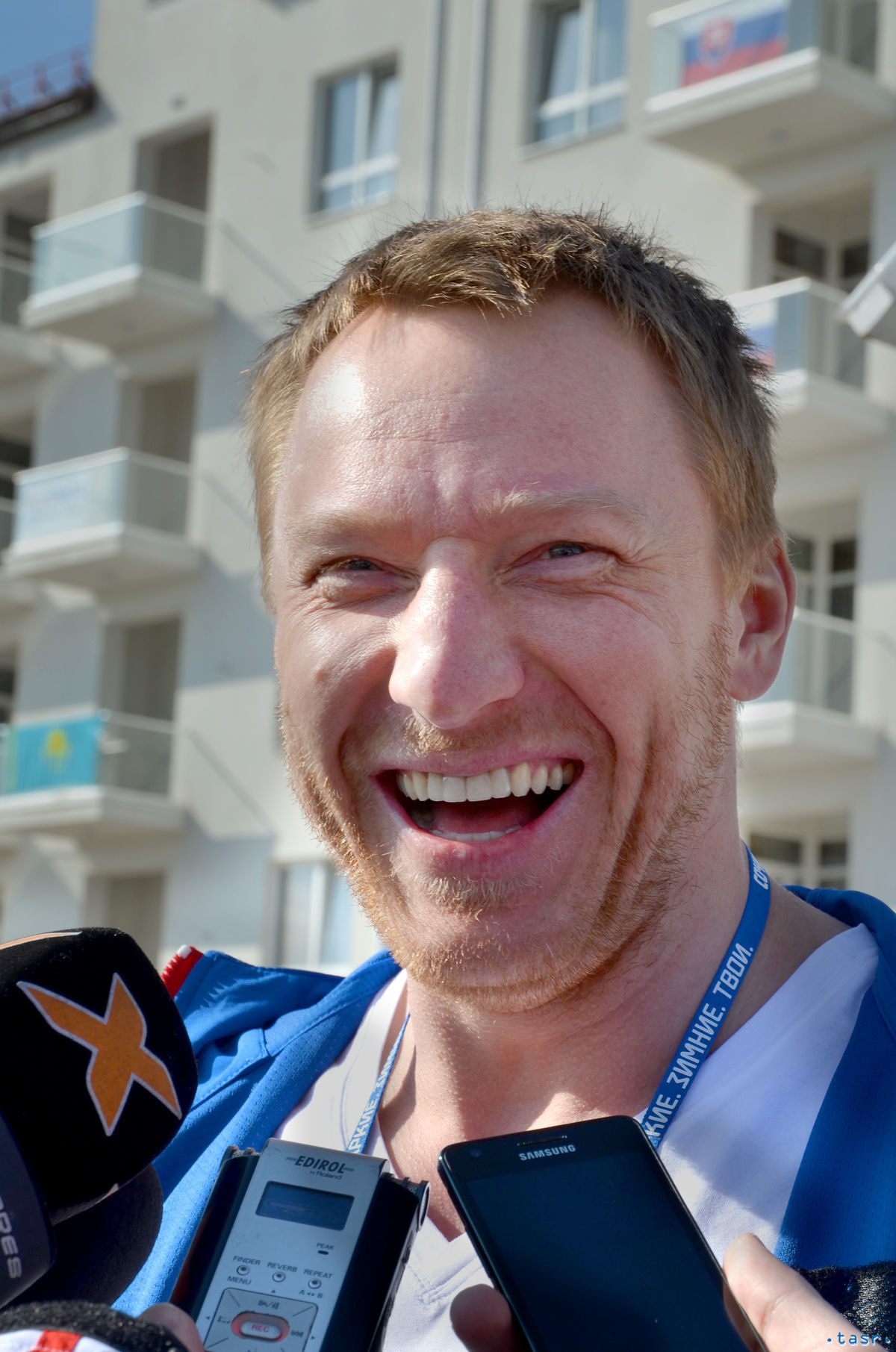 Marián Hossa po prílete do Soči.