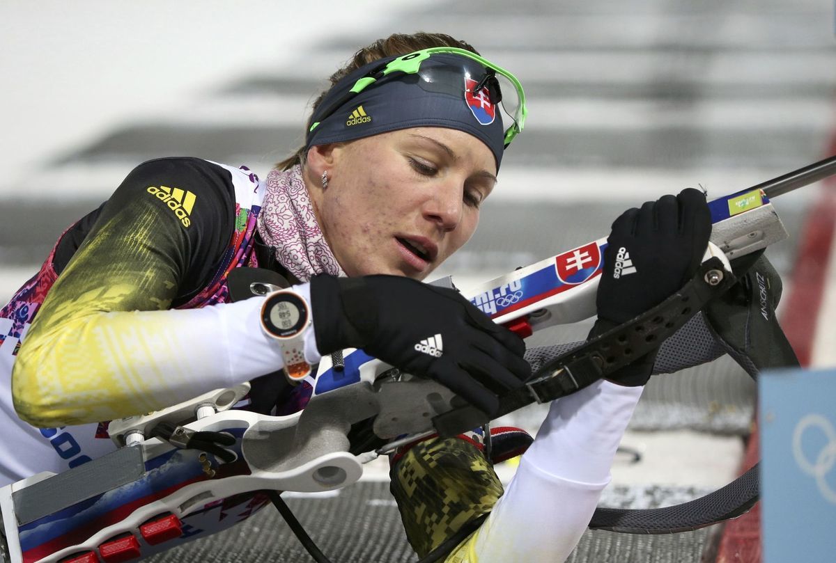 Anastasia Kuzminová na prvej streľbe v síhacích...