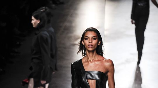 Anthony Vaccarello - jeseň-zima 2014 - Paríž