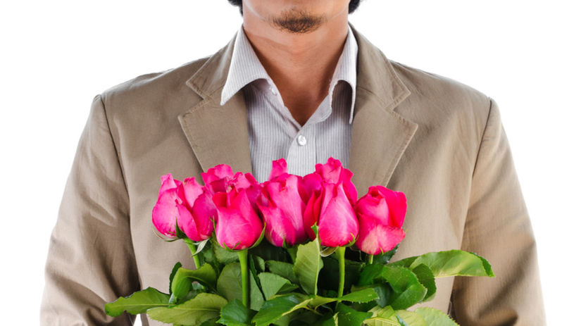 kvetiny - muž - deň žien