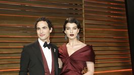 Dizajnér Zac Posen s topmodelkou Crystal Renn.