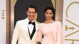 Herec Matthew McConaughey a jeho manželka Camila Alves.