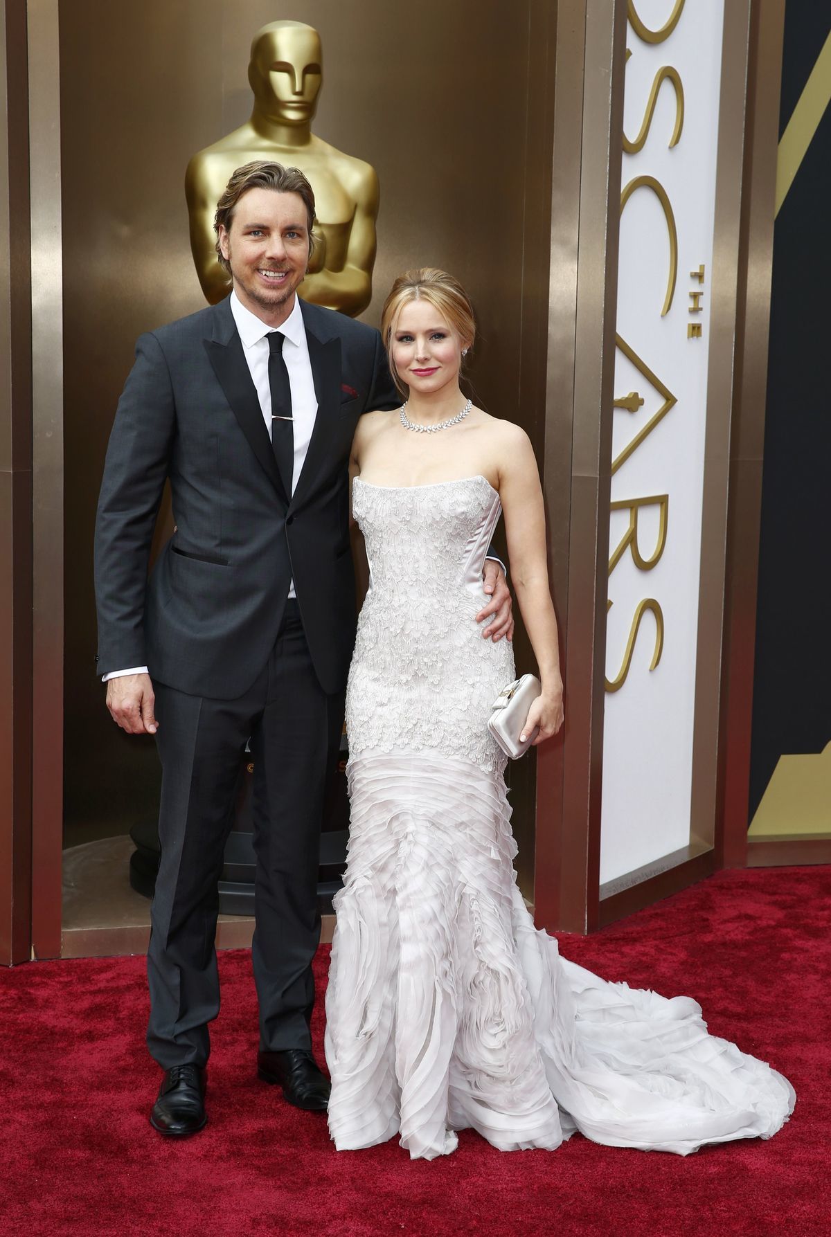 Herečka Kristen Bell, v šatách Roberto Cavalli,...