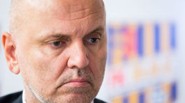 Oszkár Világi.