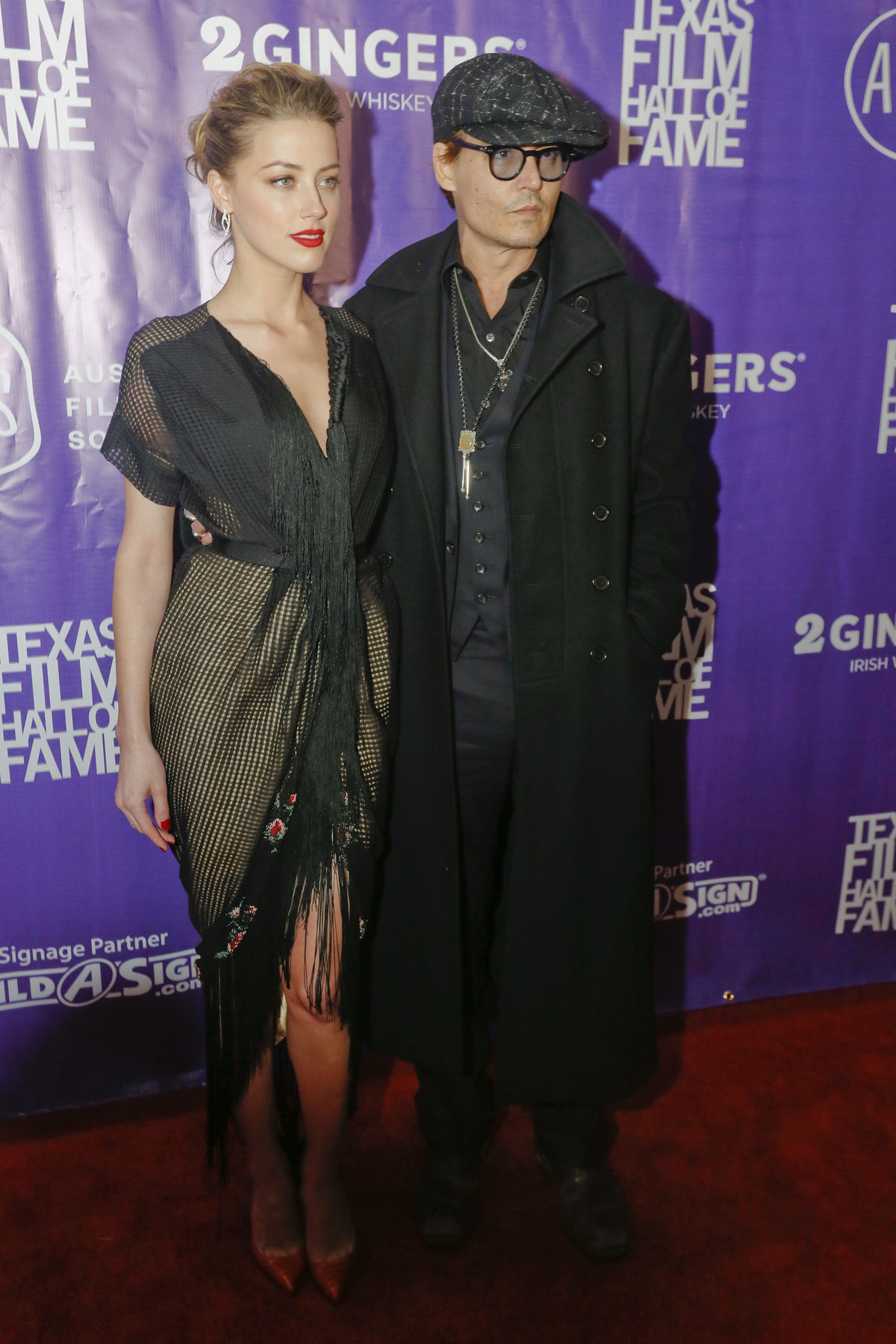 Zasnúbený pár Amber Heard a Johnny Depp....