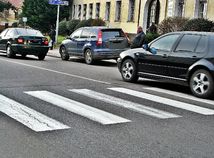 Veľká zmena na priechodoch. Brzdiť budeme...