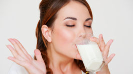 Mlieko zhoršuje akné, preukázali štúdie 