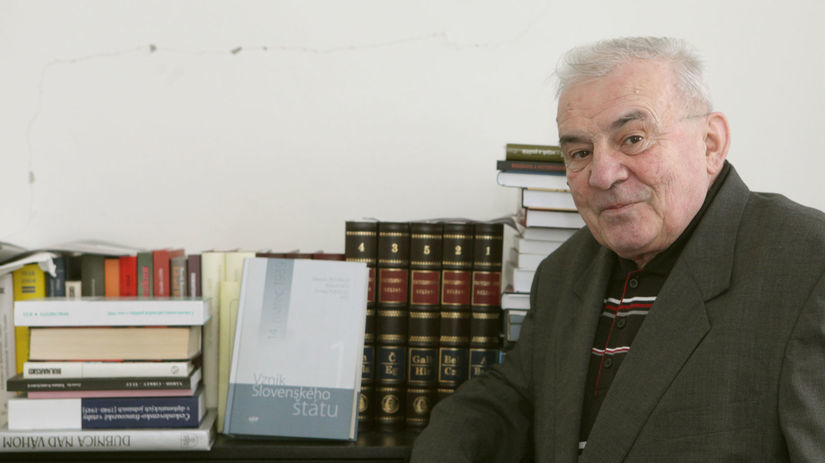 Slovenský historik Valerián Bystrický.