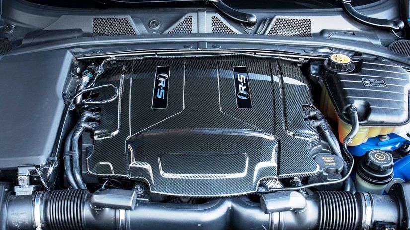 Srdcom XFR-S Sportbrake je kompresorom dopovaný...