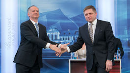 Opozícii sa vzďaľuje jej chcenie na vládu bez Smeru