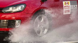 Michelin: Testy pneumatík sú o ničom. Treba ich zmeniť!