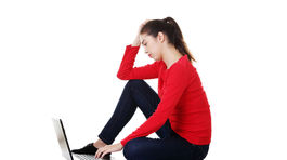 Mladých do 29 rokov bez práce bola štvrtina 