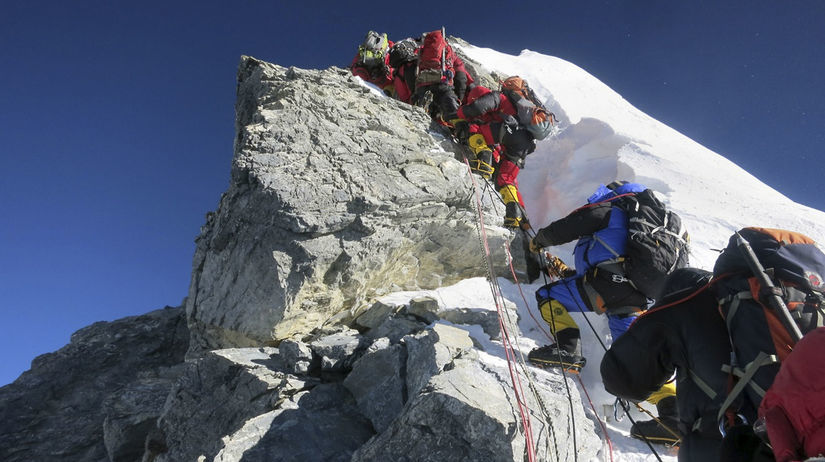 Nepal Crowded Everest