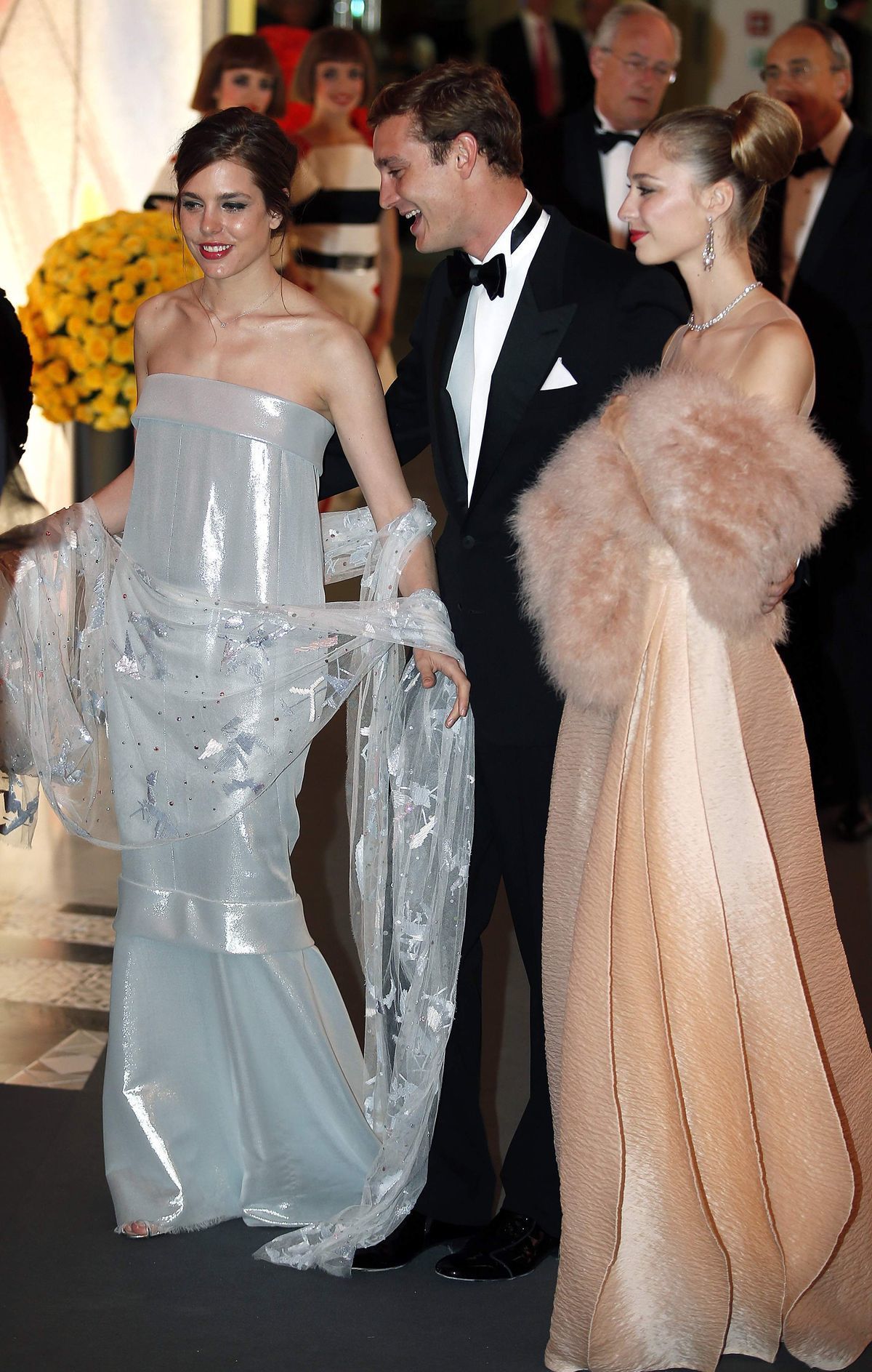 Súrodenci Charlotte a Pierre Casiraghi (vľavo a...