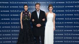 Jennifer Connelly (vľavo), Russell Crowe a Emma Watson