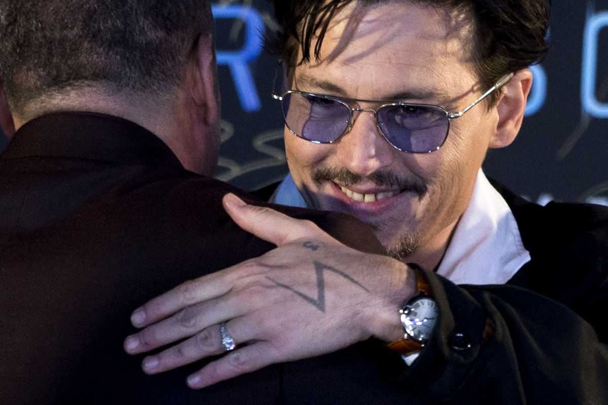 Herec Johnny Depp počas návštevy Pekingu ukázal...