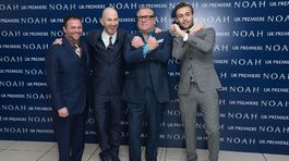 Zľava: producent Scott Franklin, režisér Darren Aronofsky a herci Ray Winstone a Douglas Booth.