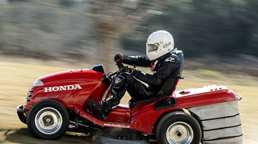 Honda Mean Mower pritom nezabúda na svoje...