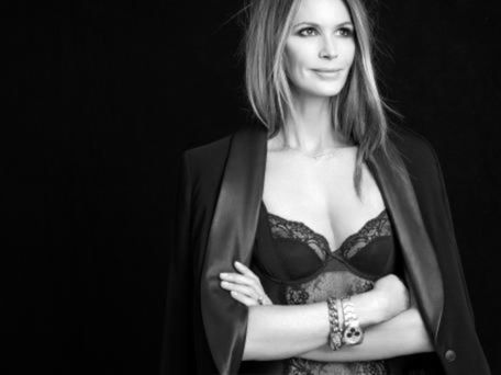 Elle Macpherson v reklame značky J.C. Penney.
