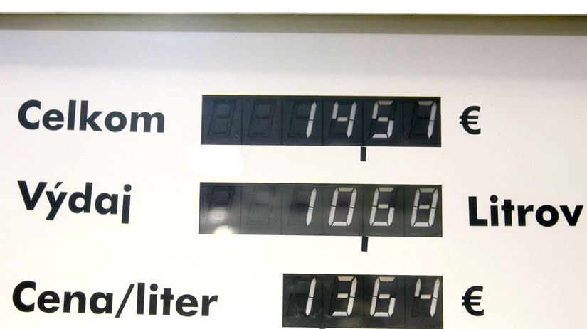 Testovacia trať merala presne 200 km. Peugeot...