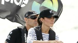 Britská vojvodkyňa Catherine na jachte počas...