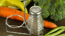 Soľ a obličky. Je soľ nad zlato?